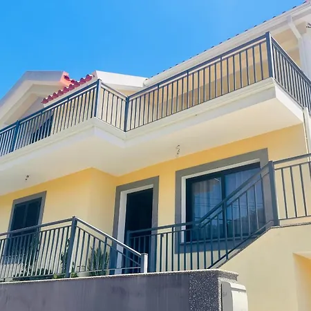 Hébergement de vacances Panoramic Sea And Mountain View 2 Bedroom House Campanário