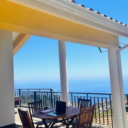Panoramic Sea And Mountain View 2 Bedroom House Campanário