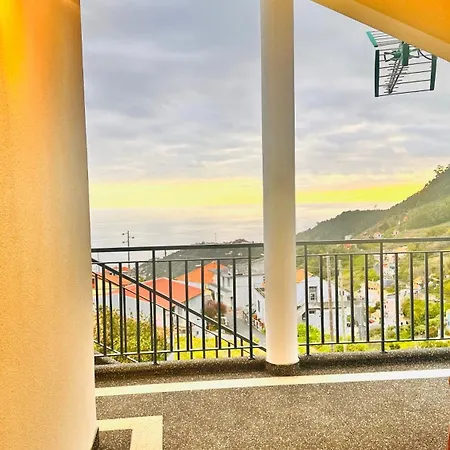 Panoramic Sea And Mountain View 2 Bedroom House Campanário